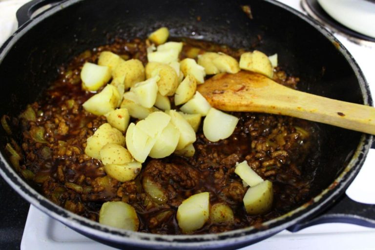 Cheesy Couscous and Curry Balls Sparkle Ellie